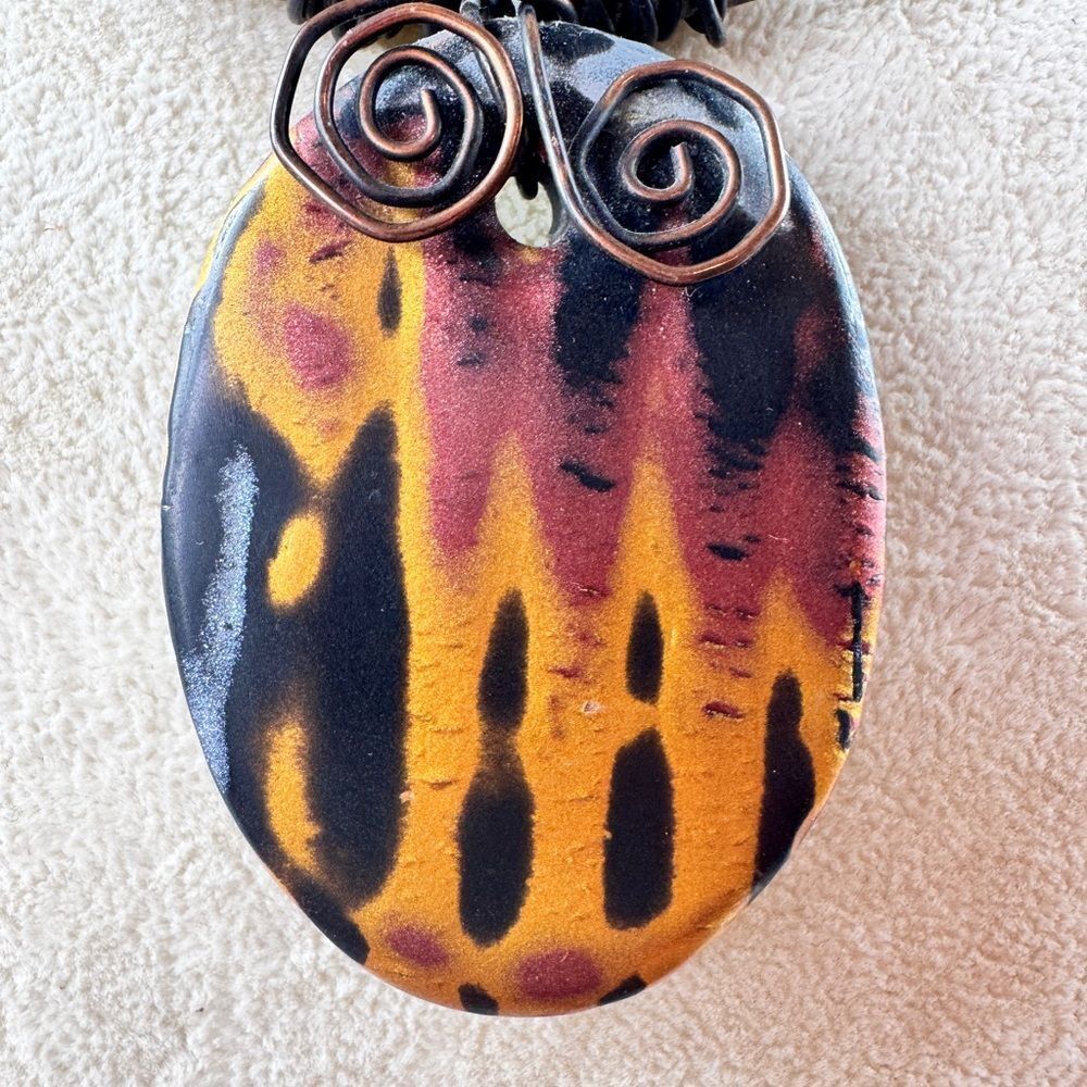Vintage Black and Bronze Swirl Pendant Necklace - Picture 2 of 12